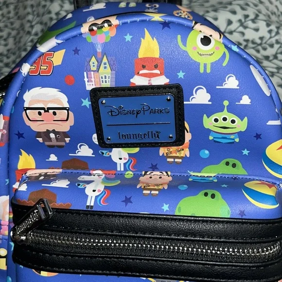 NWT Loungefly Disney Backpack - Picture 4 of 8